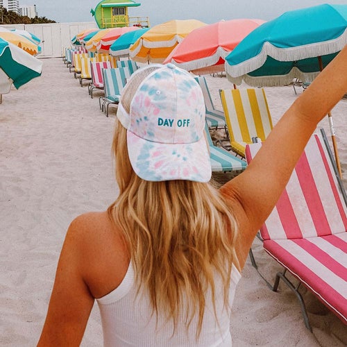 DAY OFF HAT