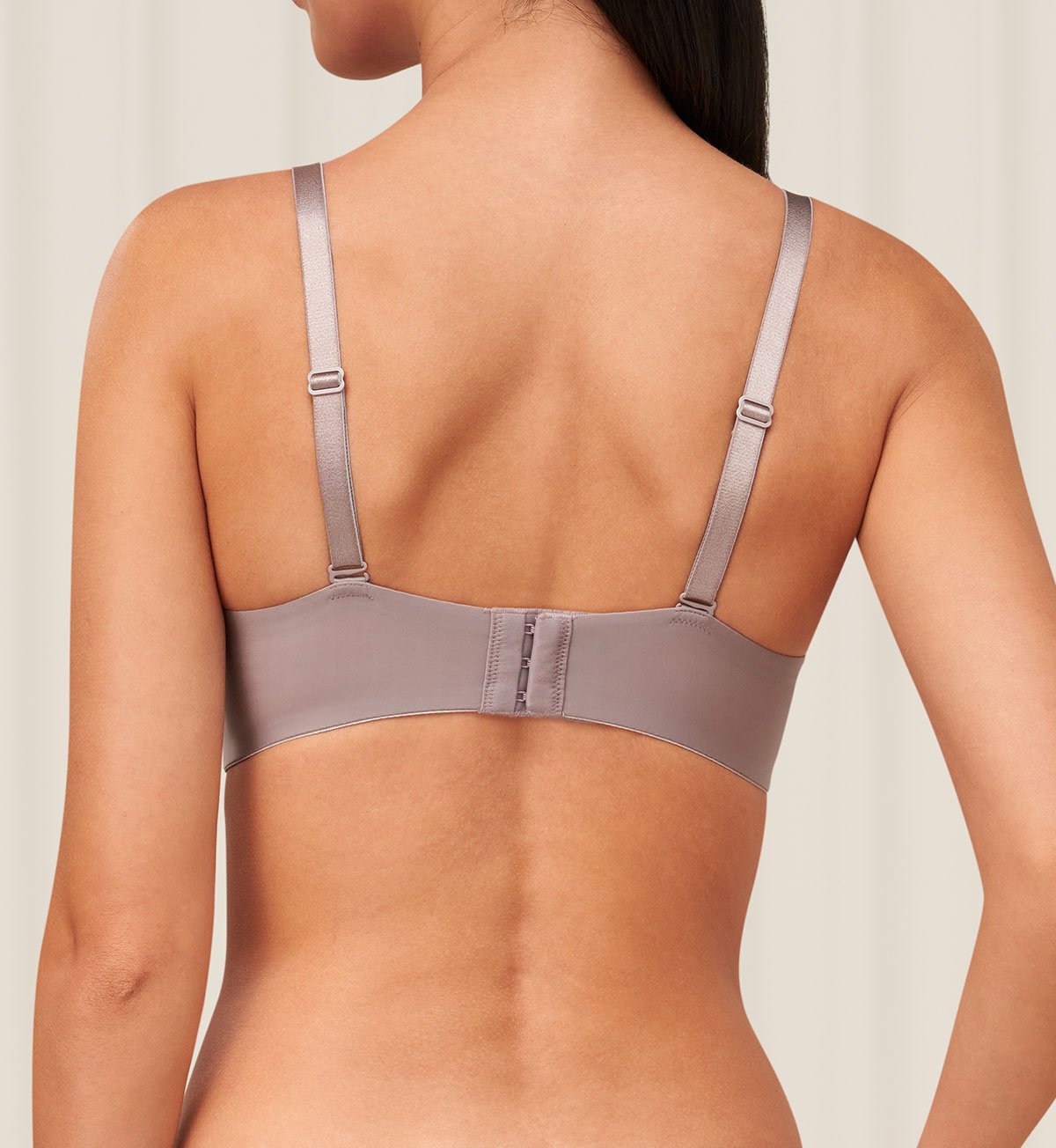 BODY MAKE UP WIRED PUSH UP BRA
